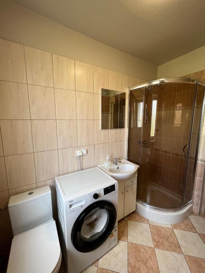 Kwatery Prywatne Jasmin Gniezno Exterior photo